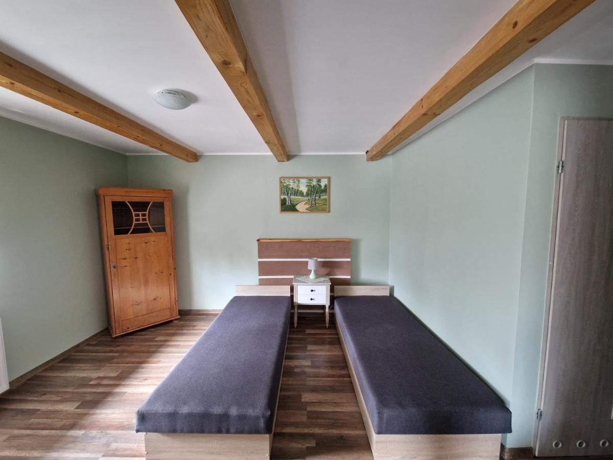 Hotel Stara Kuznia Radkow Extérieur photo